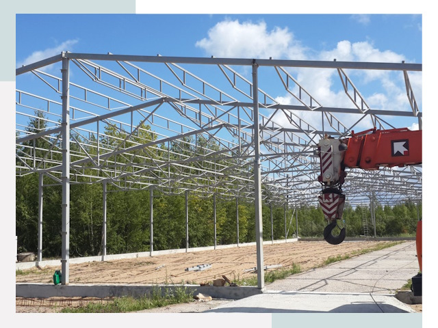 Строительство конюшен в Алейск от 619 руб. под ключ