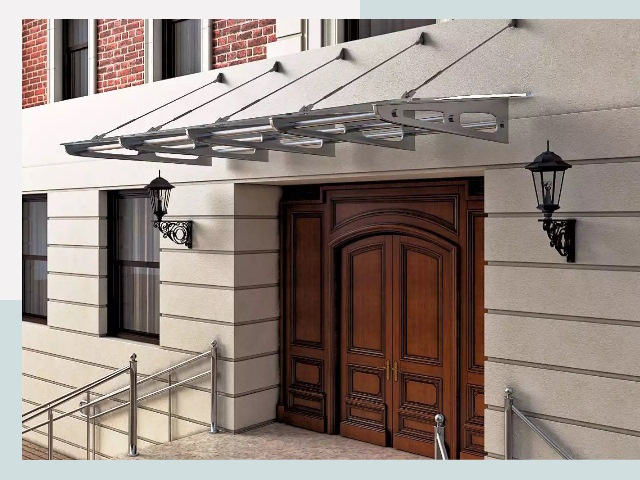 Металлические козырьки от 619 руб. в Алейске